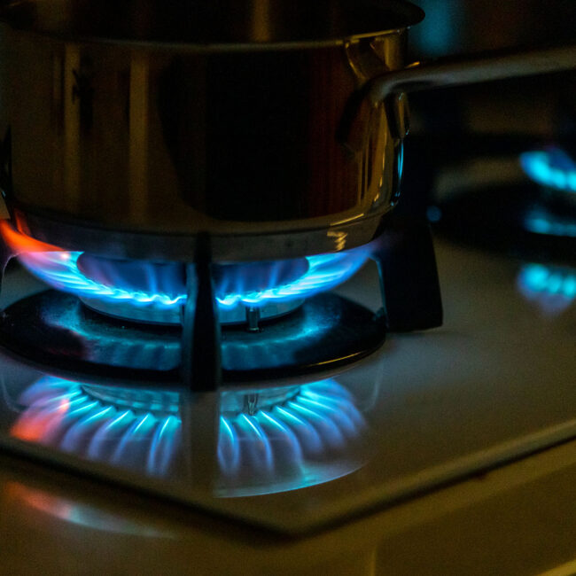 Gas vs. Induction Cooktops: Exploring the Key Differences